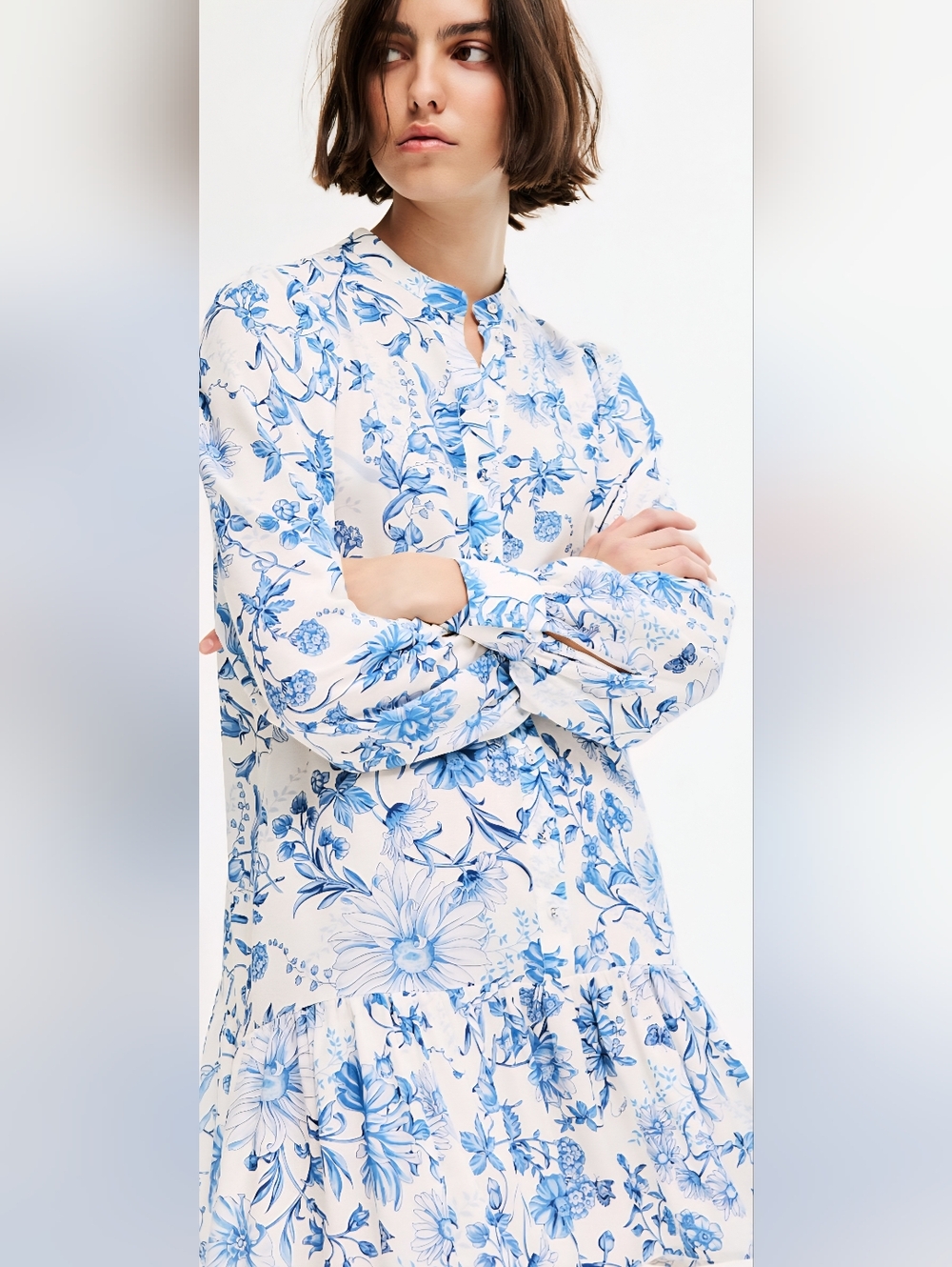 Blue Floral Long-Sleeve Drop Waist Mini Dress Sz.L